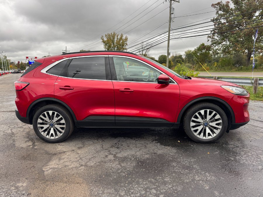 Used 2020 Ford Escape Titanium AWD/4WD image 6