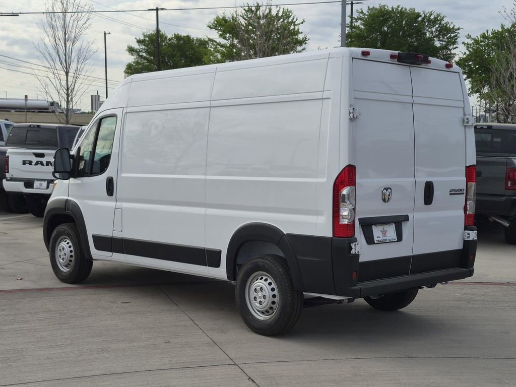 New 2026 RAM ProMaster 2500 w/ Convenience Group FWD image 3