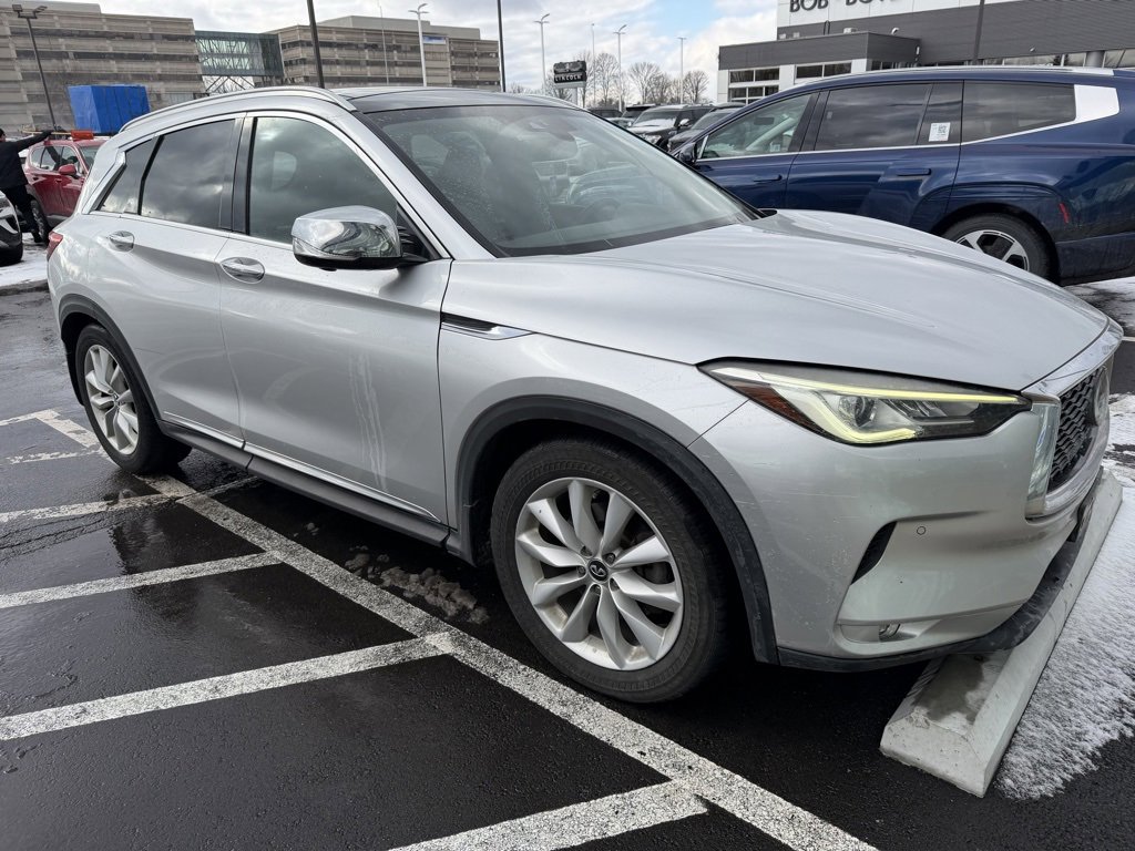 Used 2019 INFINITI QX50 Essential w/ Premium Heat Package image 2