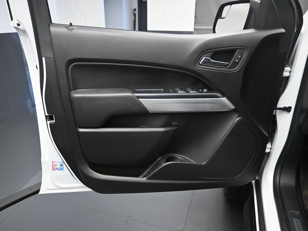 Used 2021 Chevrolet Colorado ZR2 image 19