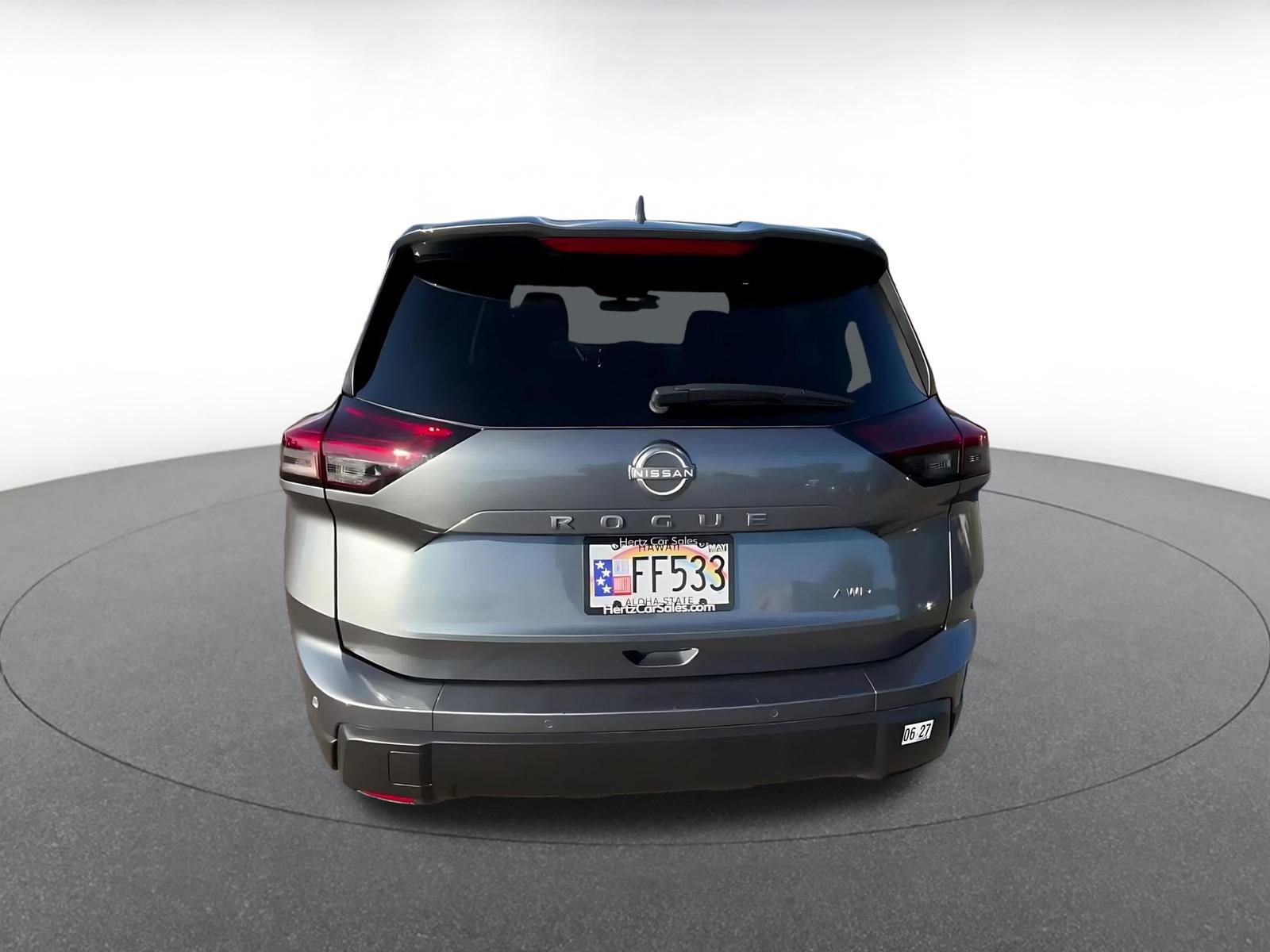 Used 2025 Nissan Rogue SV AWD/4WD image 12