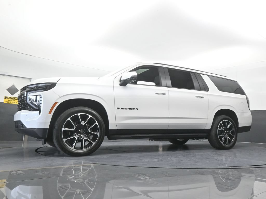 Used 2025 Chevrolet Suburban RST w/ Comfort Package RWD image 69