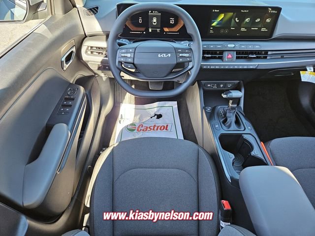 New 2025 Kia K4 LXS image 7