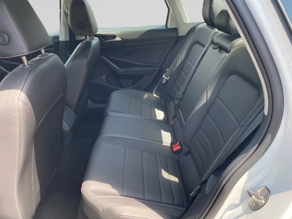 Used 2023 Volkswagen Jetta SE FWD image 18