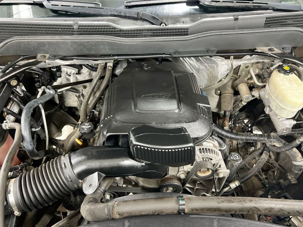 Used 2015 Chevrolet Silverado 3500 W/T w/ WT Convenience Package AWD/4WD image 16