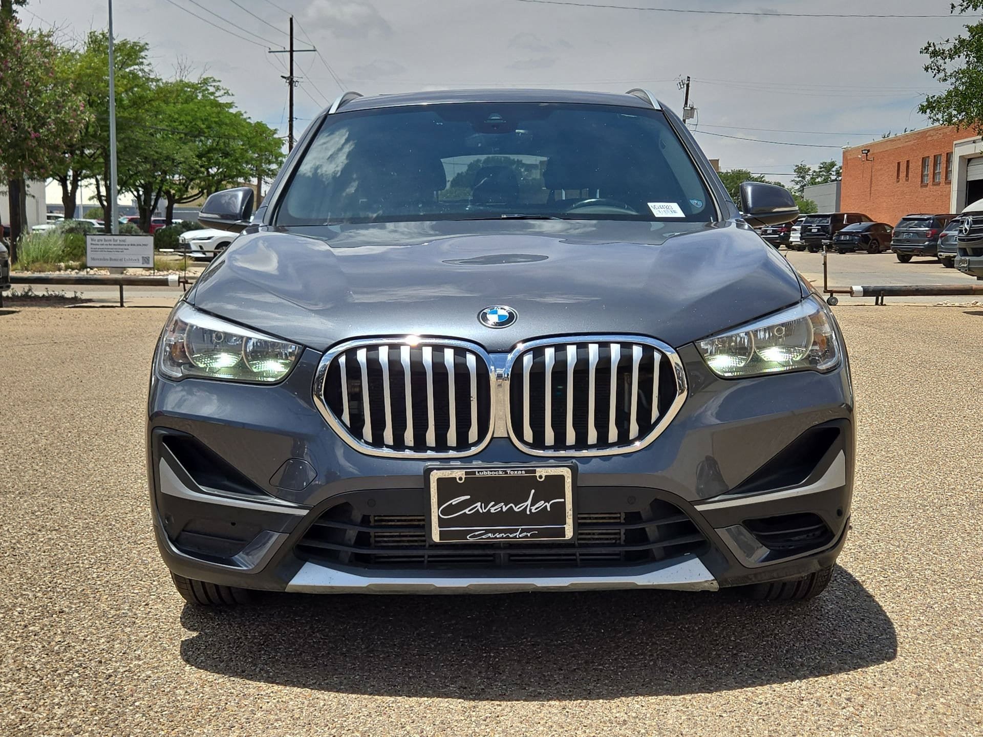 Used 2022 BMW X1 xDrive28i AWD/4WD image 10