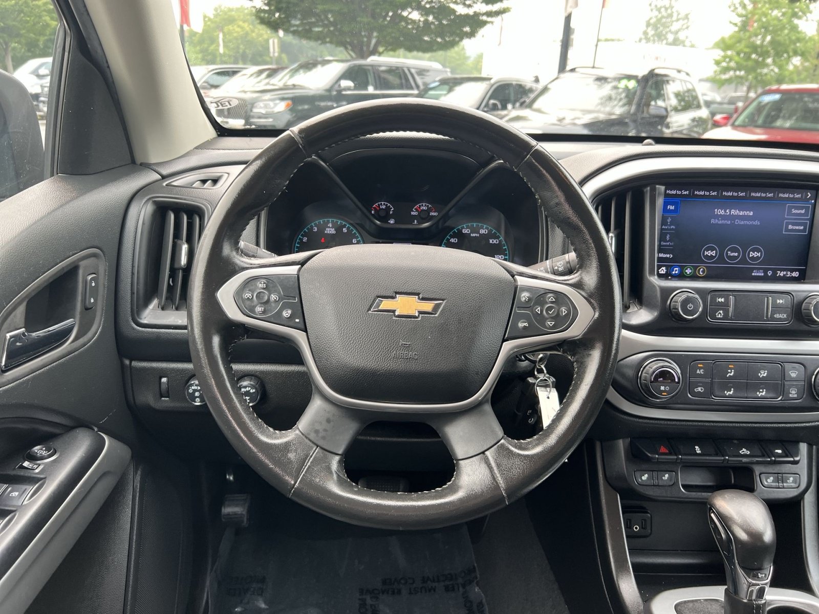 Used 2022 Chevrolet Colorado LT w/ Luxury Package AWD/4WD image 16