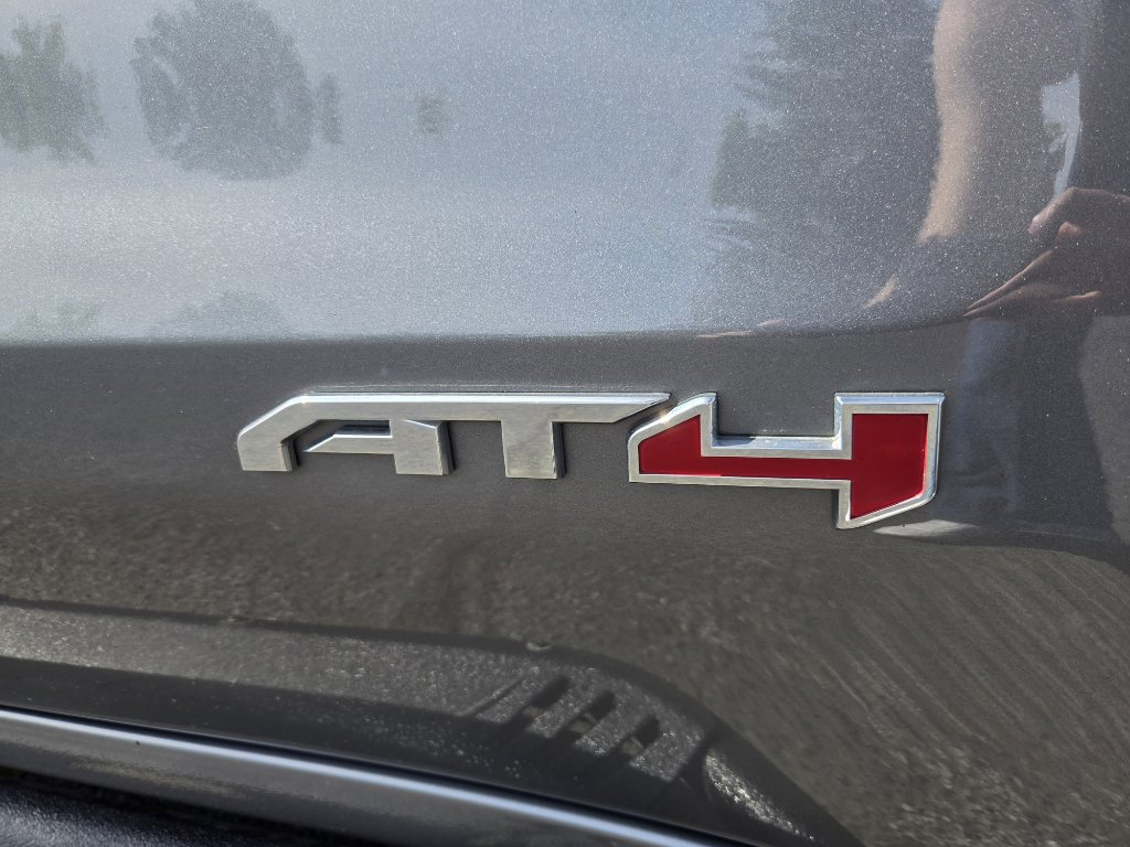 Used 2020 GMC Sierra 1500 AT4 w/ AT4 Preferred Package image 6