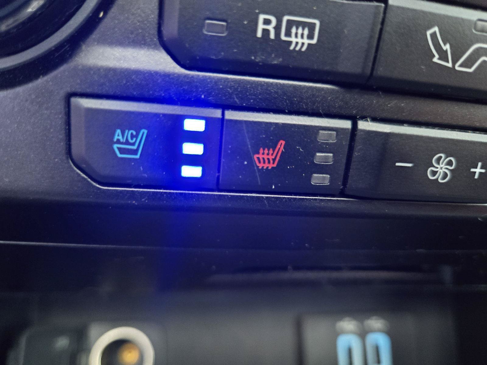 Used 2016 Ford F150 Lariat AWD/4WD image 41