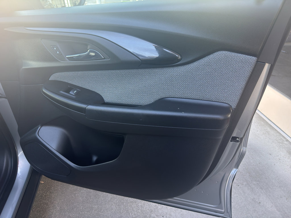 Used 2023 Chevrolet TrailBlazer LT w/ Convenience Package image 27