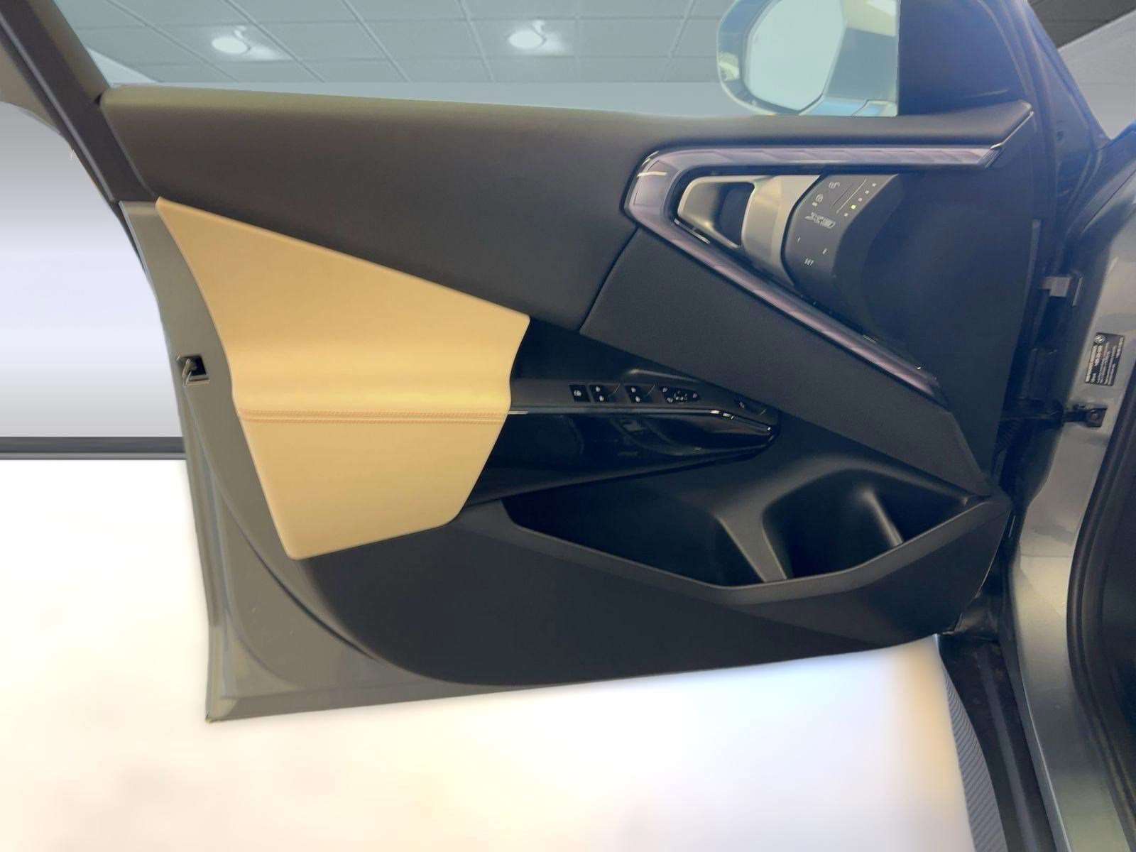 Used 2026 BMW X3 xDrive30 w/ Convenience Package image 21