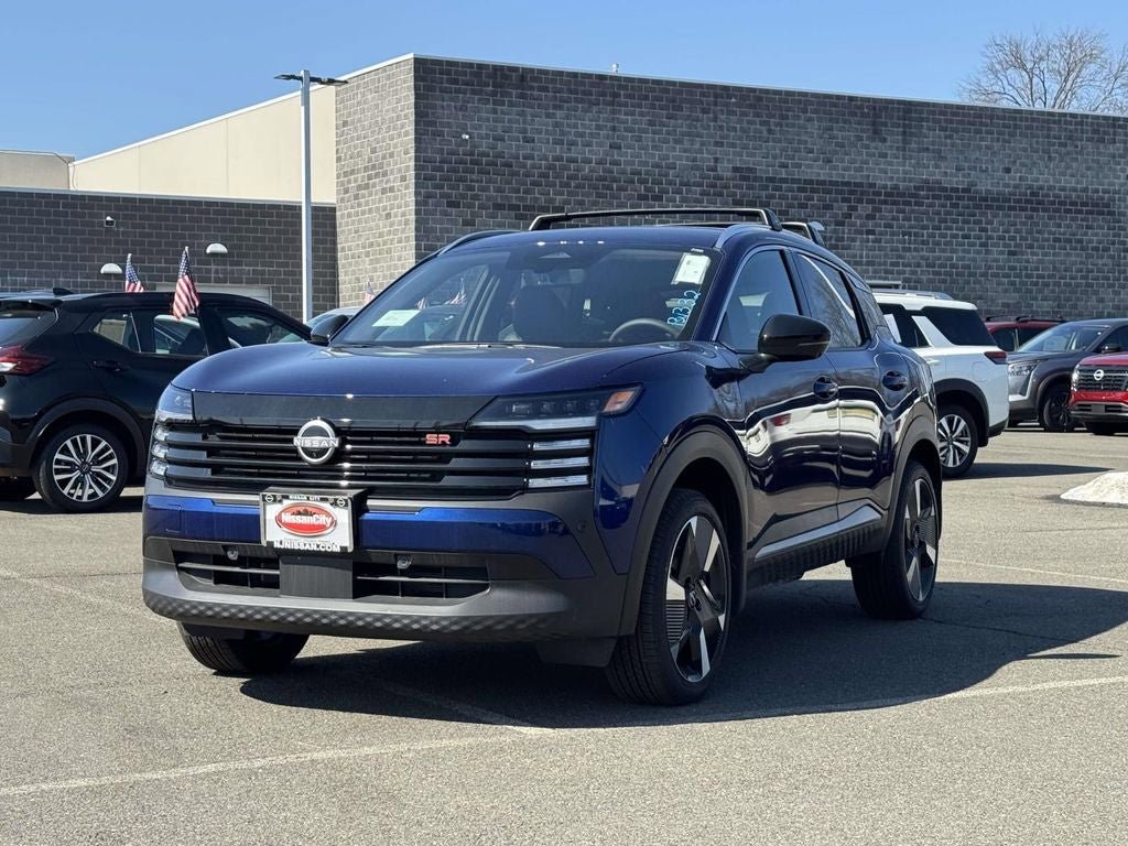 New 2026 Nissan Kicks SR w/ Illumination Package AWD/4WD image 2