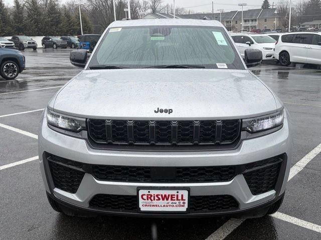 New 2026 Jeep Grand Cherokee Altitude AWD/4WD image 10