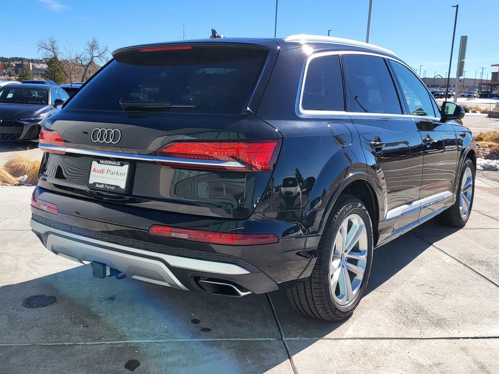 Used 2025 Audi Q7 3.0T Premium w/ Convenience Package image 3