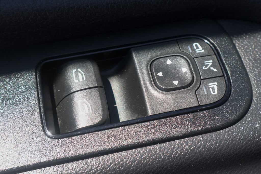 Used 2020 Mercedes-Benz Sprinter 2500 image 21
