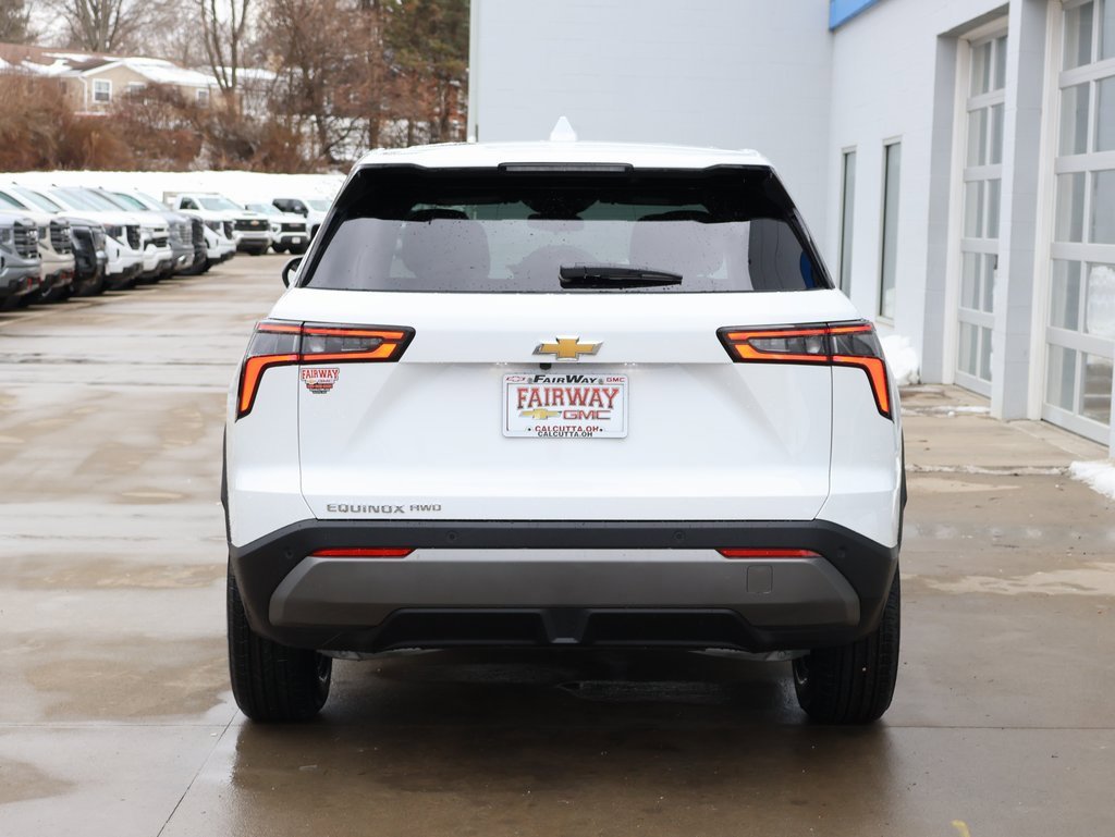 New 2026 Chevrolet Equinox LT w/ LPO, Floor Liner Package image 9