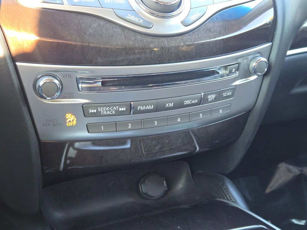 Used 2014 INFINITI QX60 AWD w/ Premium Package image 32