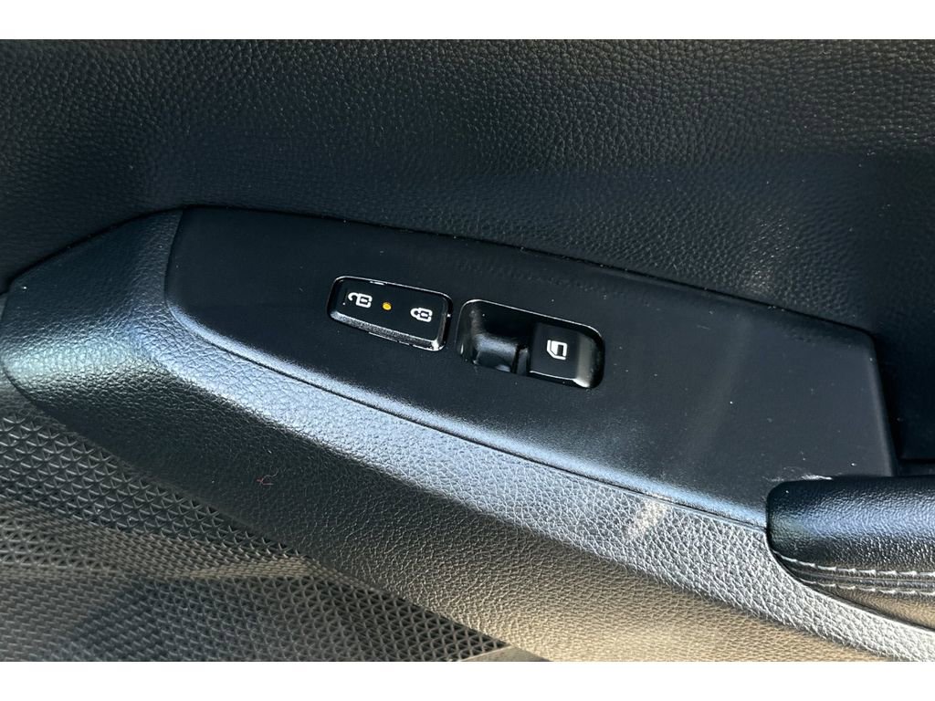 Used 2024 Kia Seltos S image 22