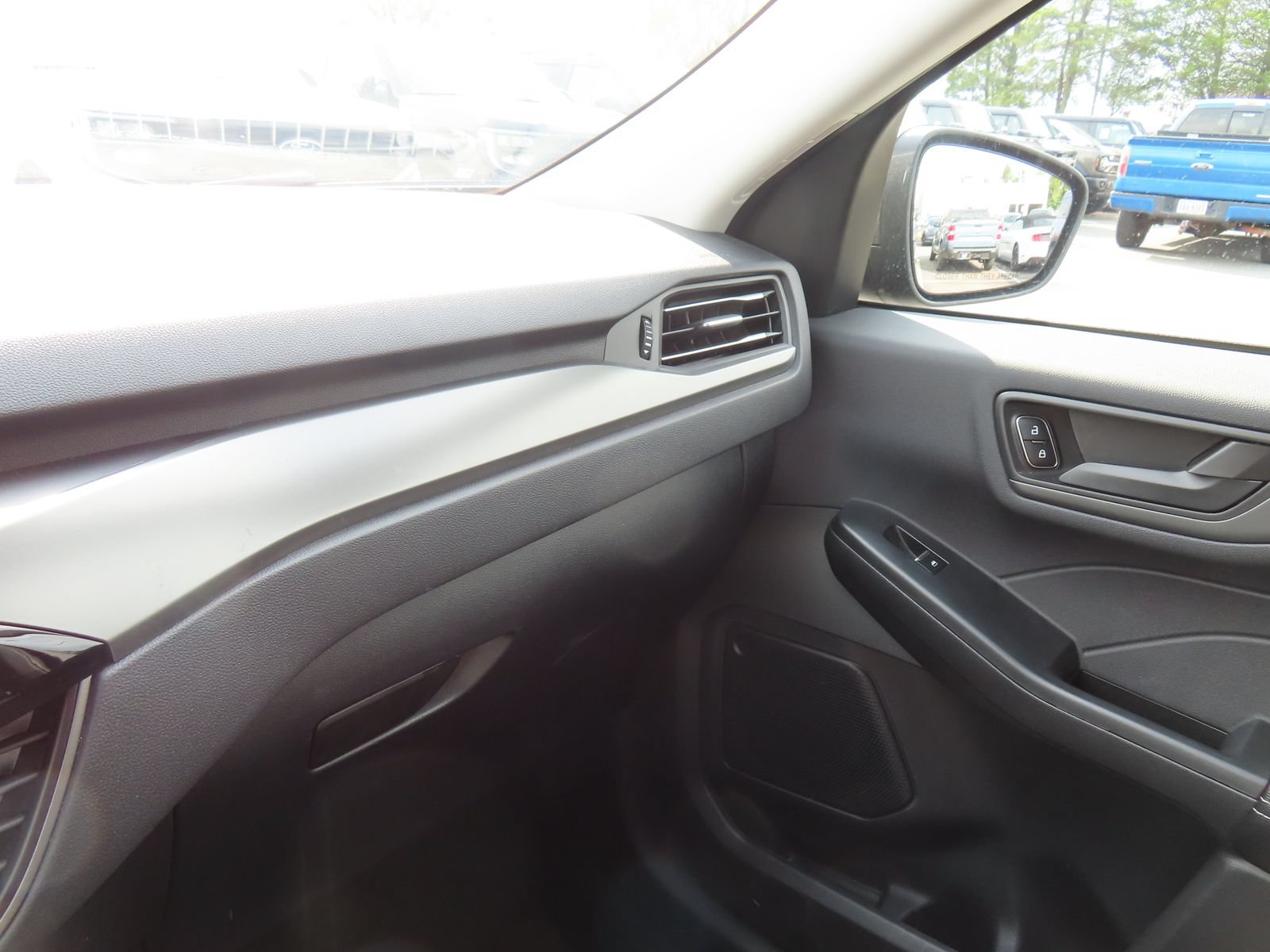 Certified 2024 Ford Escape Active AWD/4WD image 22