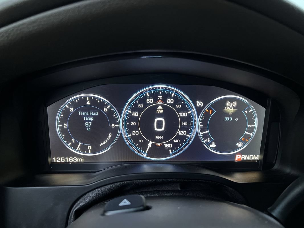 Used 2015 Cadillac Escalade ESV Luxury AWD/4WD image 18