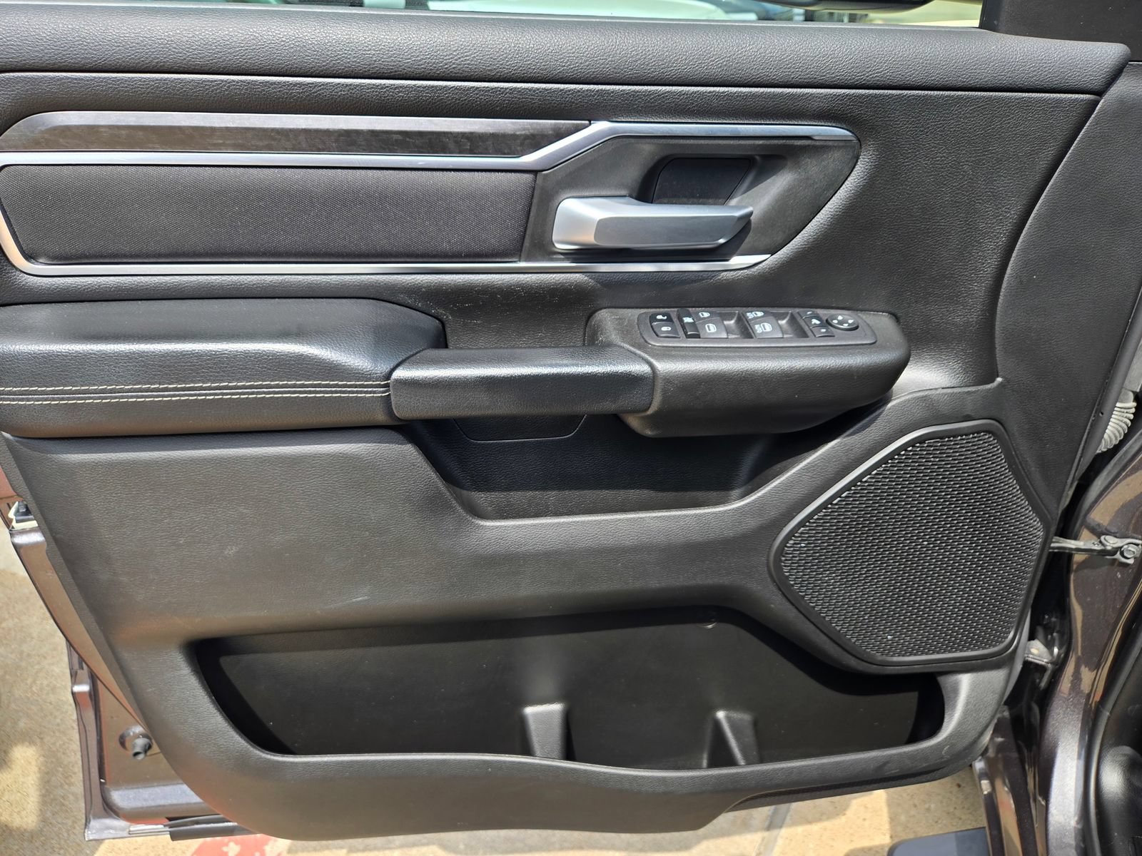 Used 2024 RAM 1500 Lone Star AWD/4WD image 30