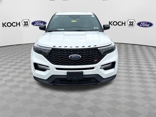 Used 2022 Ford Explorer ST w/ ST Street Pack AWD/4WD image 2