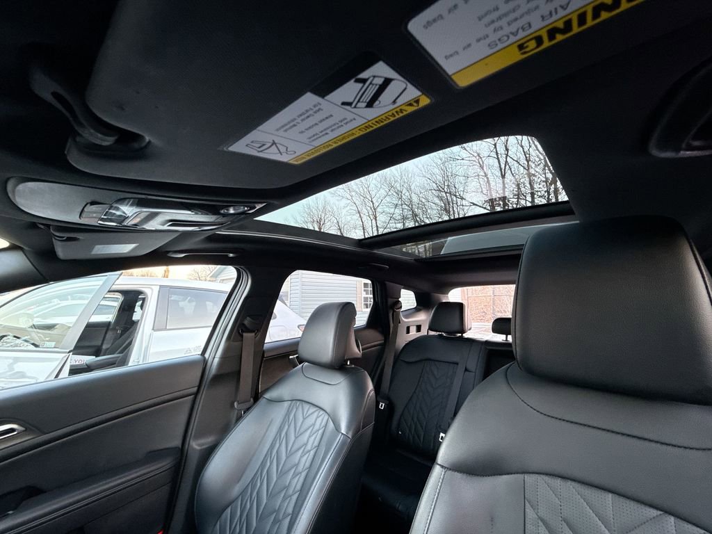Used 2023 Kia Sportage X-Line w/ X-Line Premium Package image 16
