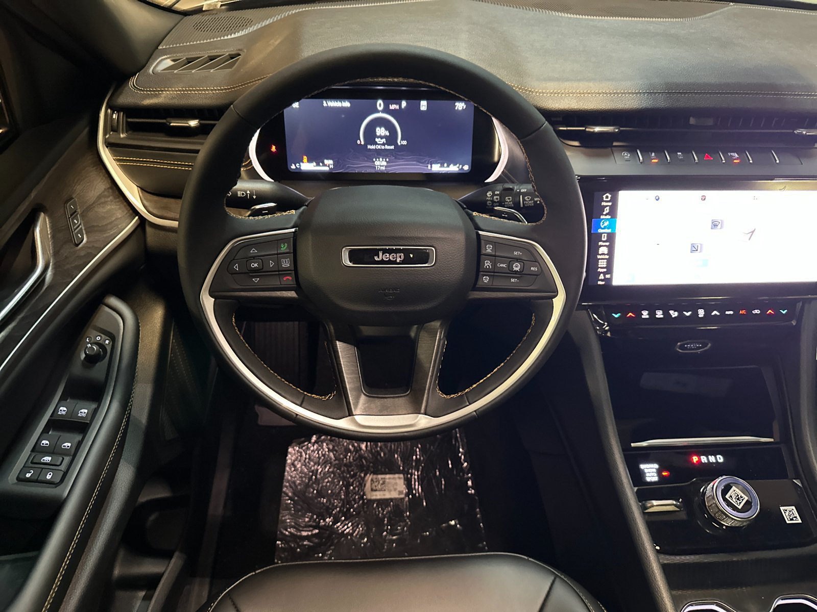 New 2026 Jeep Grand Cherokee Limited AWD/4WD image 13