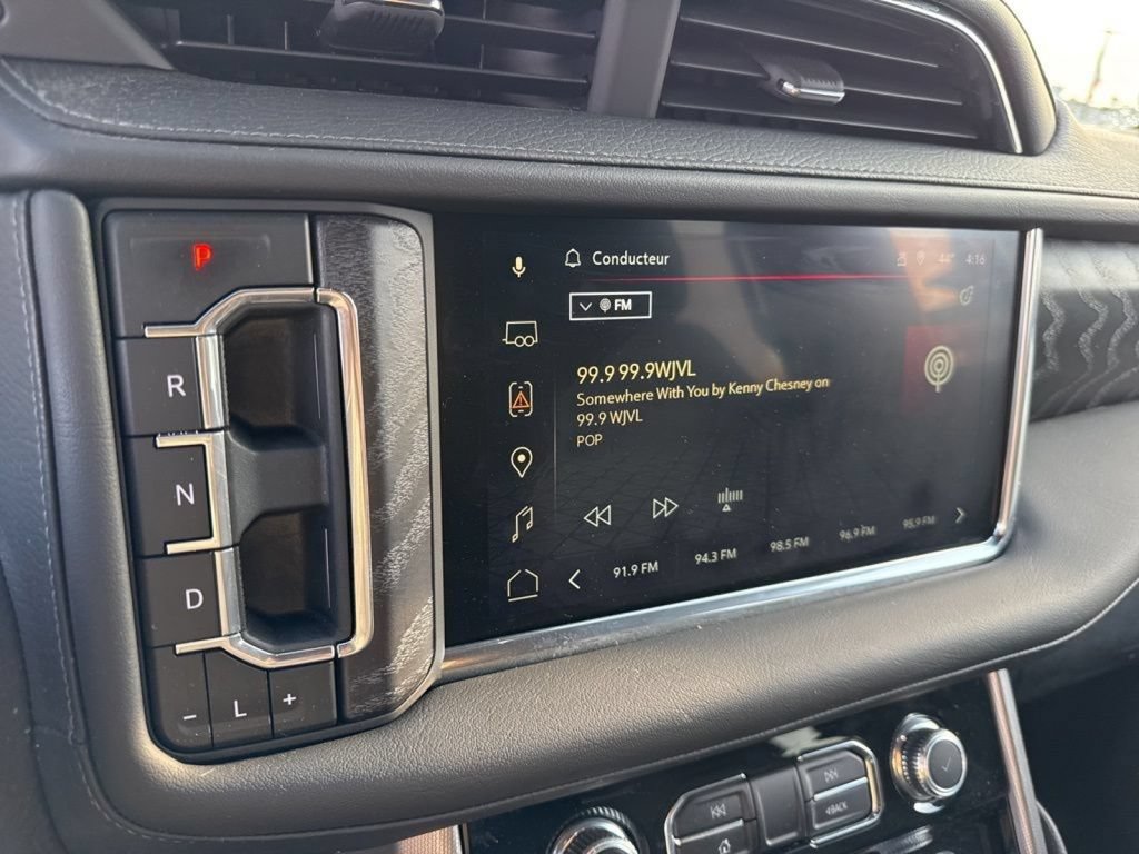 Used 2023 GMC Yukon XL Denali AWD/4WD image 34