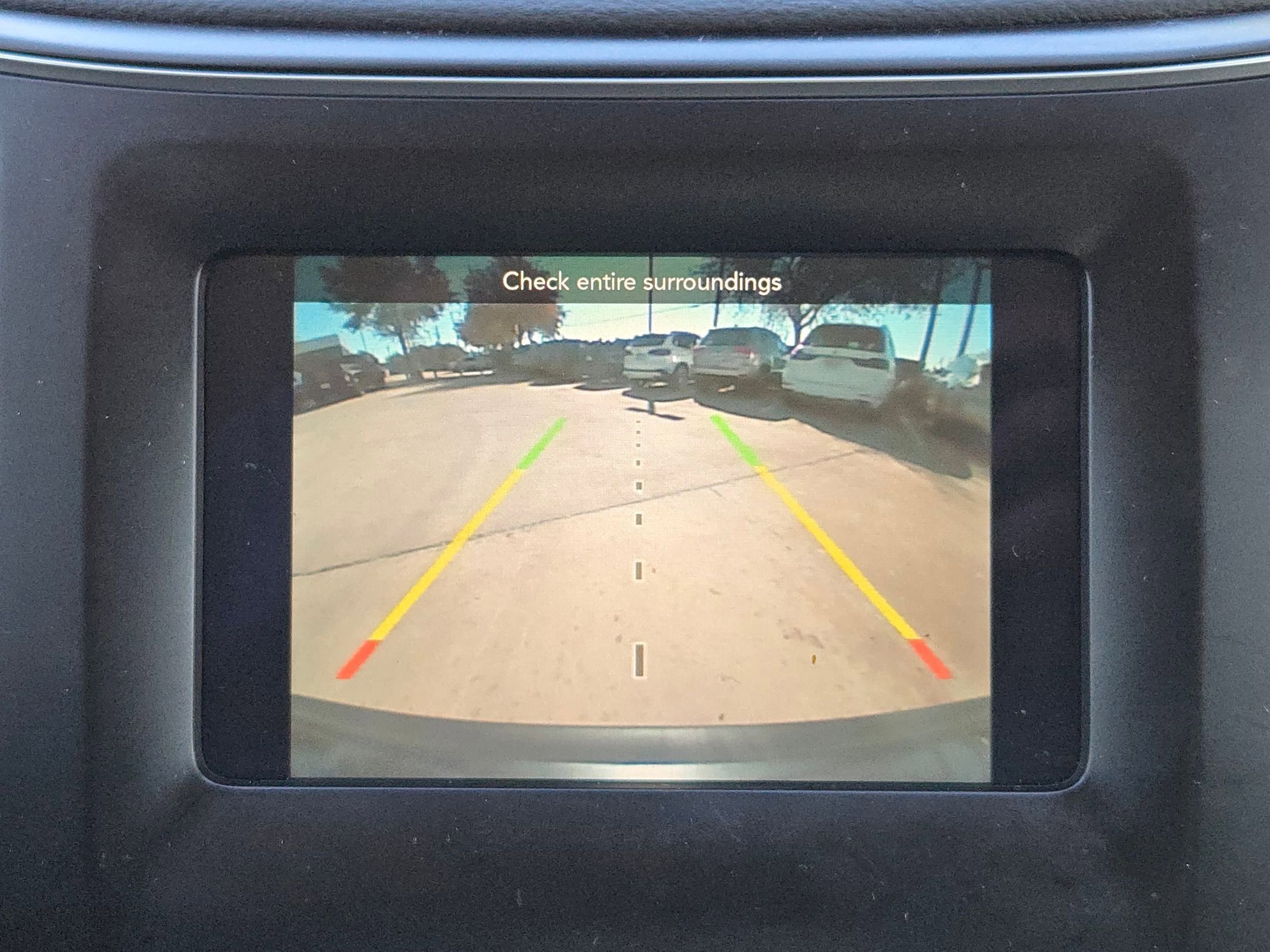 Used 2019 Jeep Cherokee Latitude Plus FWD image 17