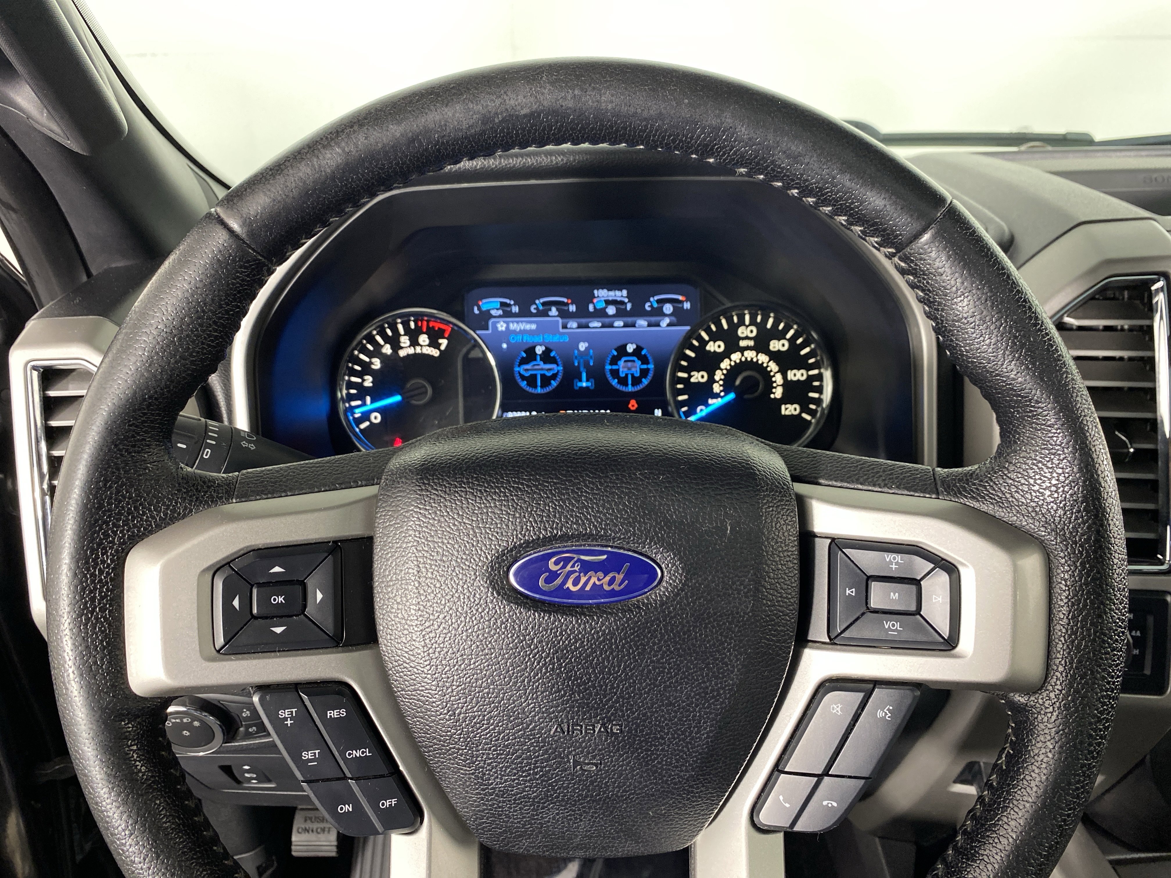 Used 2015 Ford F150 Lariat w/ Equipment Group 501A Mid image 21