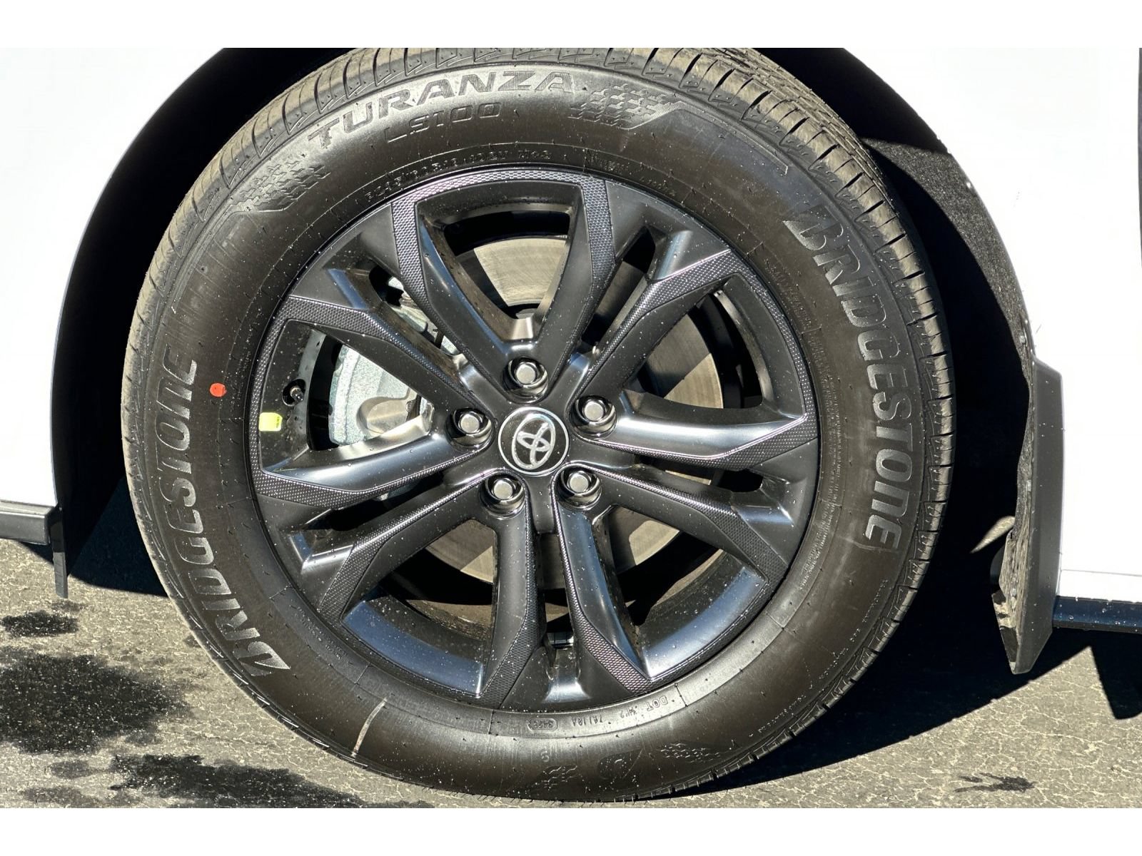 New 2026 Toyota Sienna XSE AWD/4WD image 35
