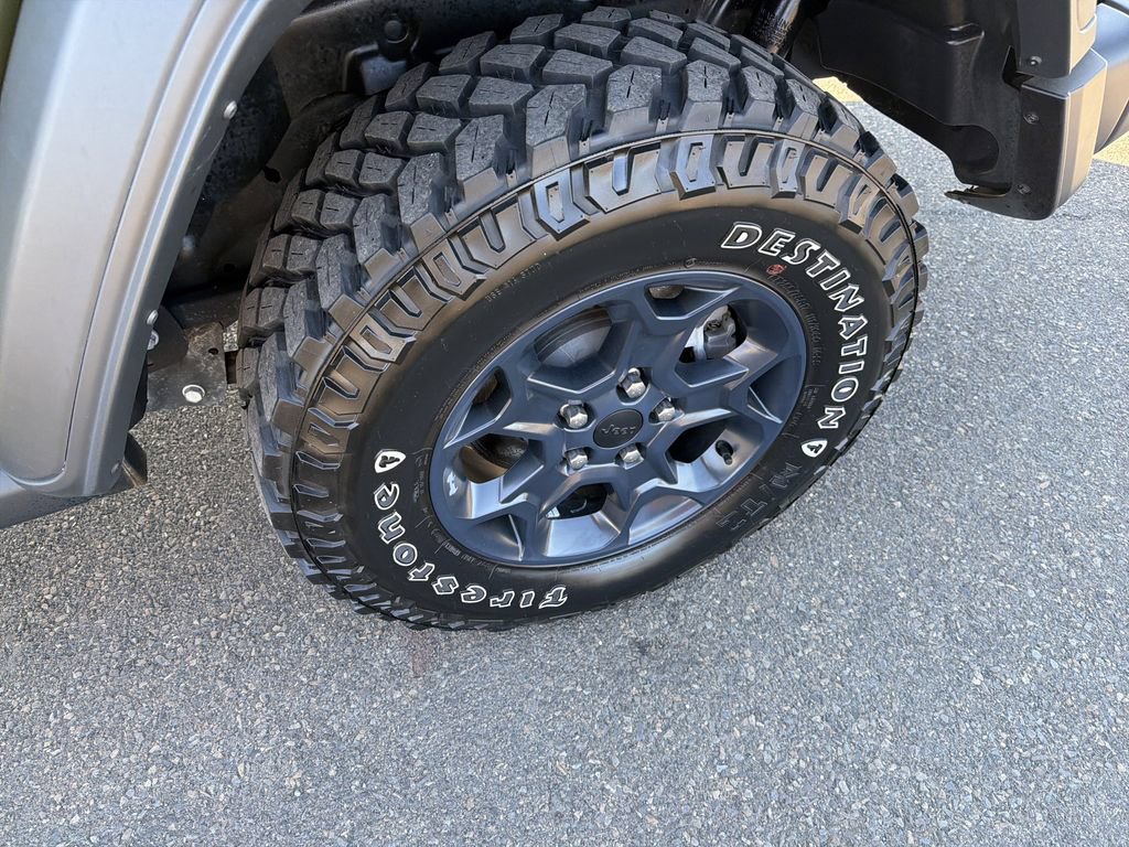 Used 2023 Jeep Wrangler Unlimited w/ Cold Weather Group AWD/4WD image 31