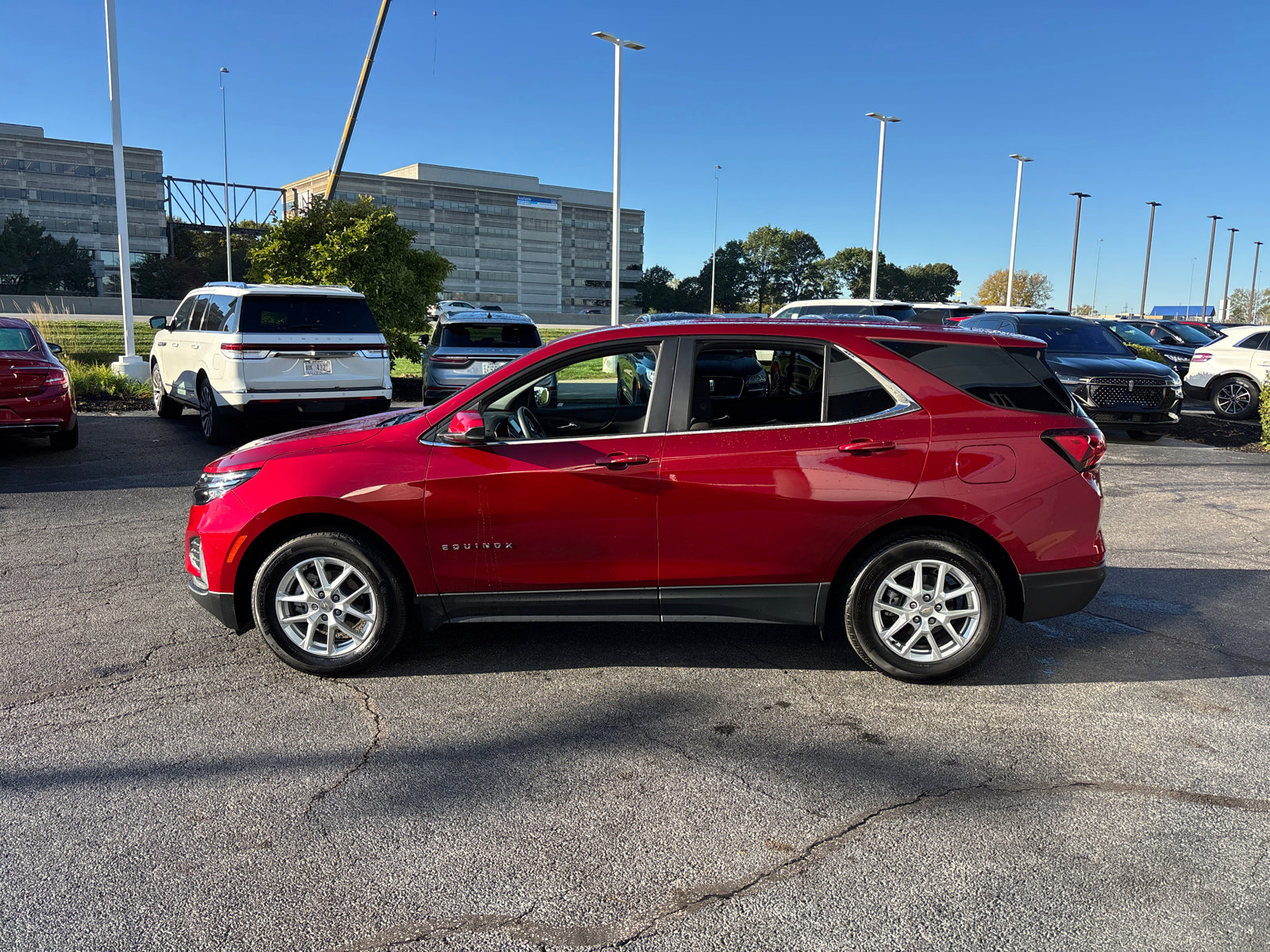 Used 2024 Chevrolet Equinox LT image 4