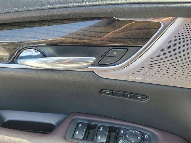 Certified 2023 Cadillac XT6 Premium Luxury FWD image 16