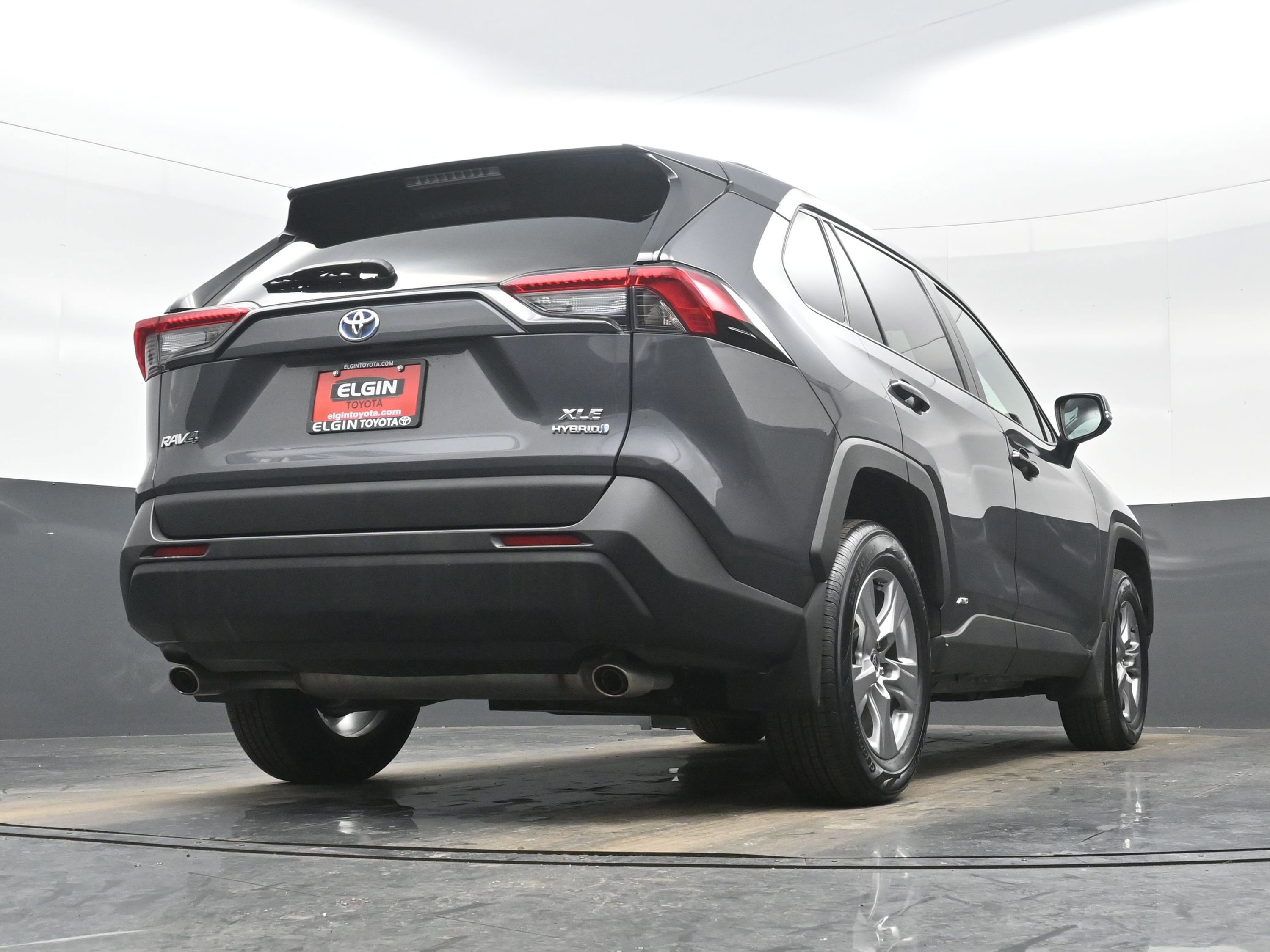 Used 2022 Toyota RAV4 XLE w/ Convenience Package image 33