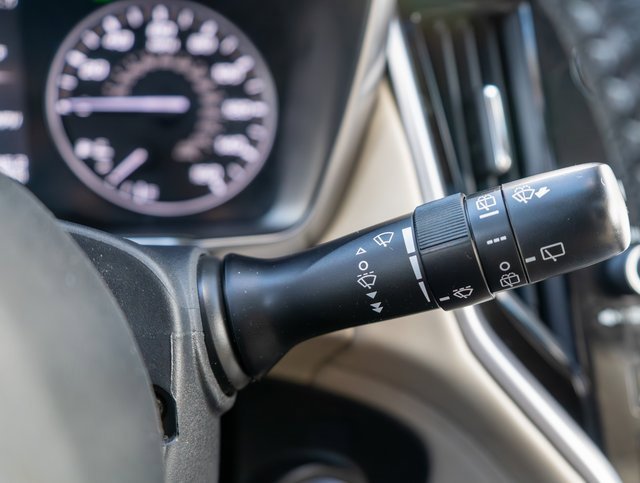 Used 2020 Subaru Outback Limited image 27