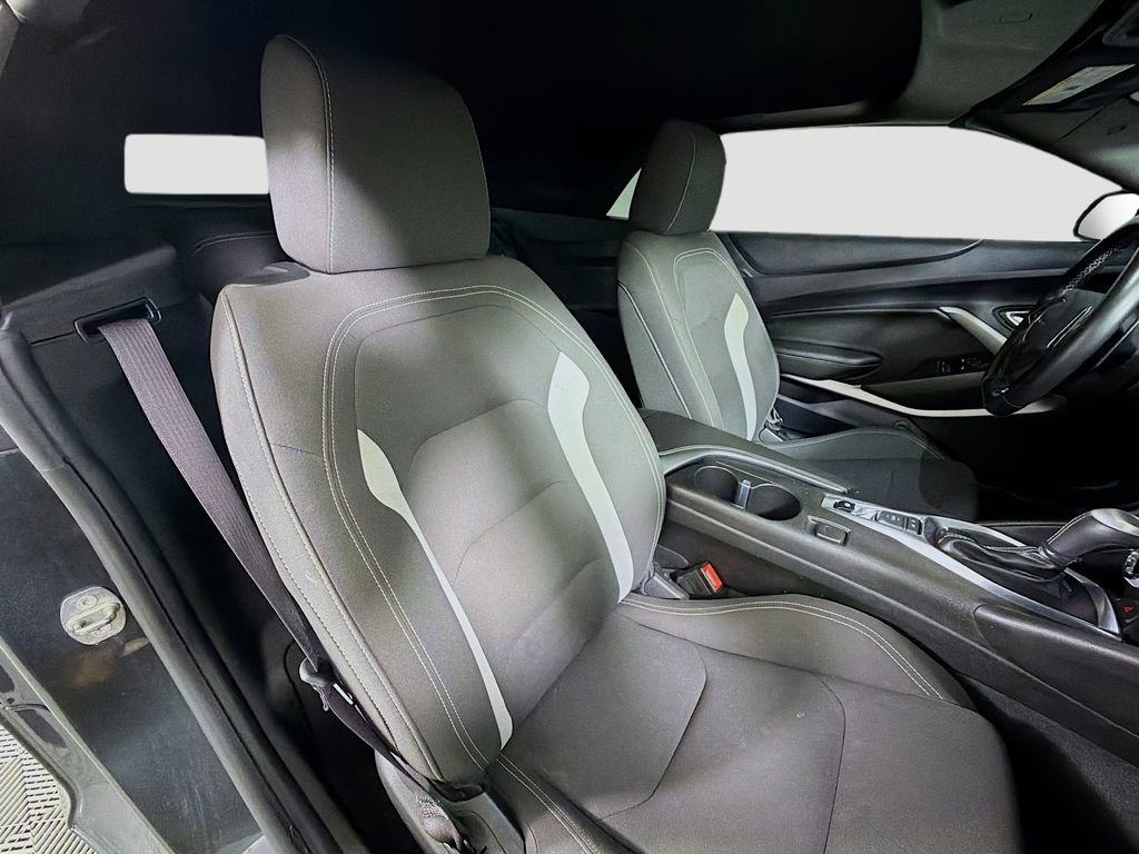 Used 2016 Chevrolet Camaro LT w/ RS Package image 28