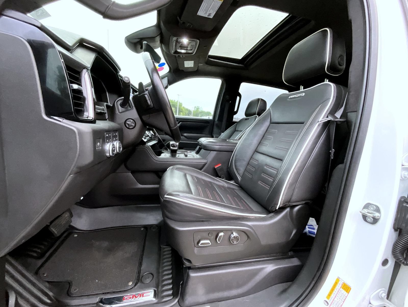 Used 2022 GMC Sierra 1500 AT4X AWD/4WD image 12