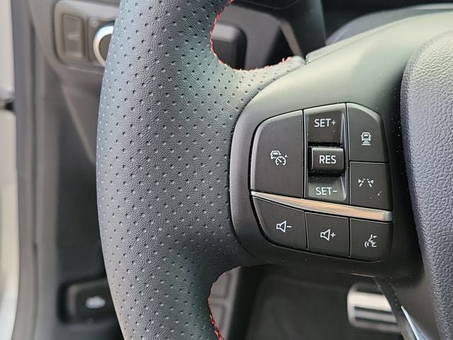 Used 2024 Ford Escape ST-Line w/ Tech Pack #1 AWD/4WD image 11