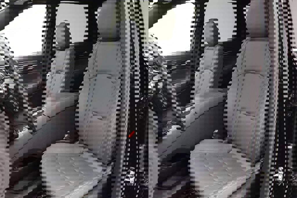 Used 2023 Buick Enclave Essence w/ Experience Buick Package image 16