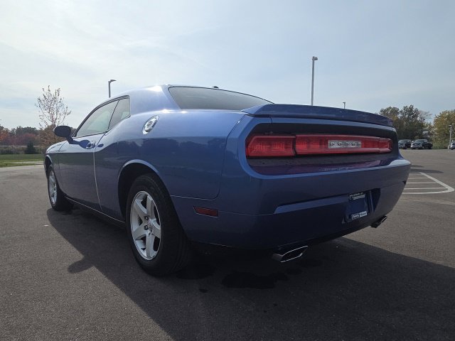 Used 2010 Dodge Challenger SE RWD image 10