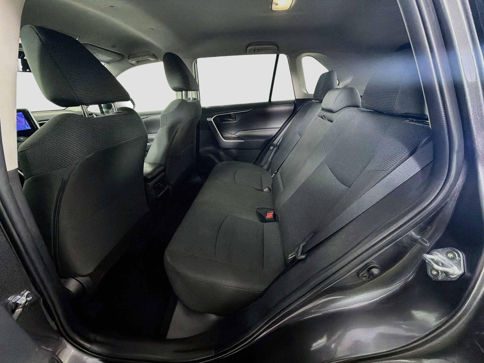 Used 2025 Toyota RAV4 LE FWD image 28