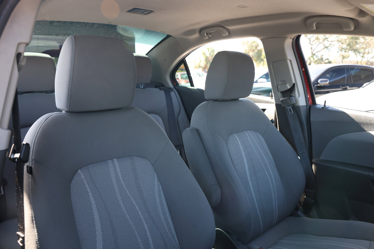 Used 2012 Chevrolet Sonic LT image 18