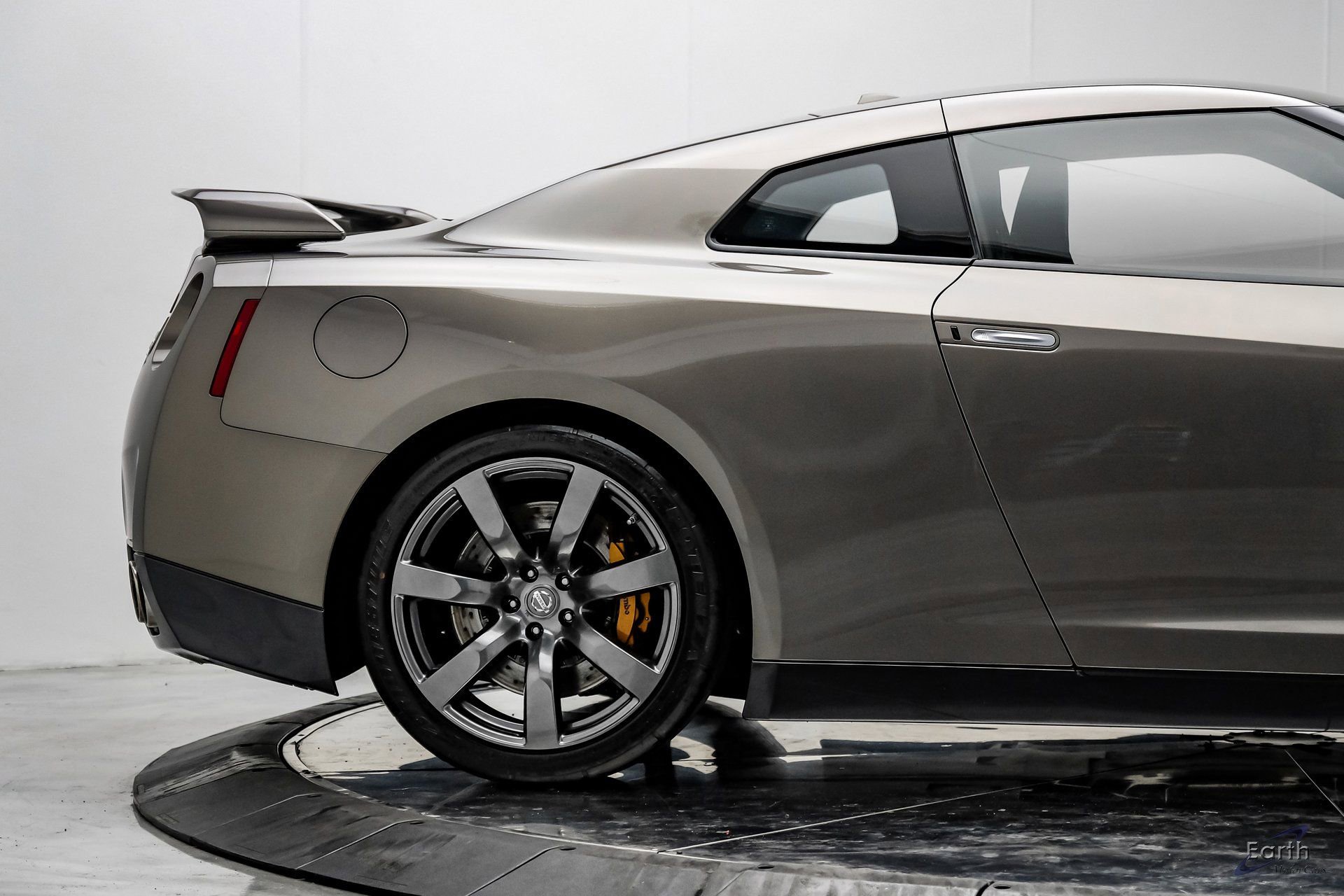 Used 2009 Nissan GT-R Premium image 24