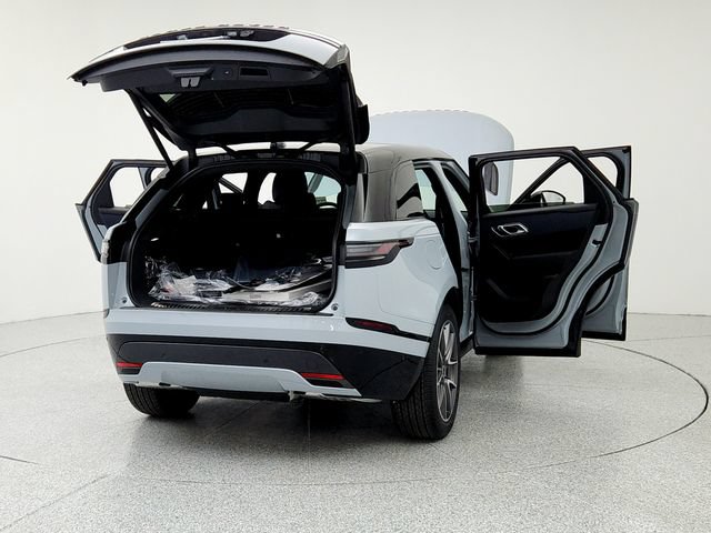 Certified 2026 Land Rover Range Rover Velar Dynamic SE AWD/4WD image 11