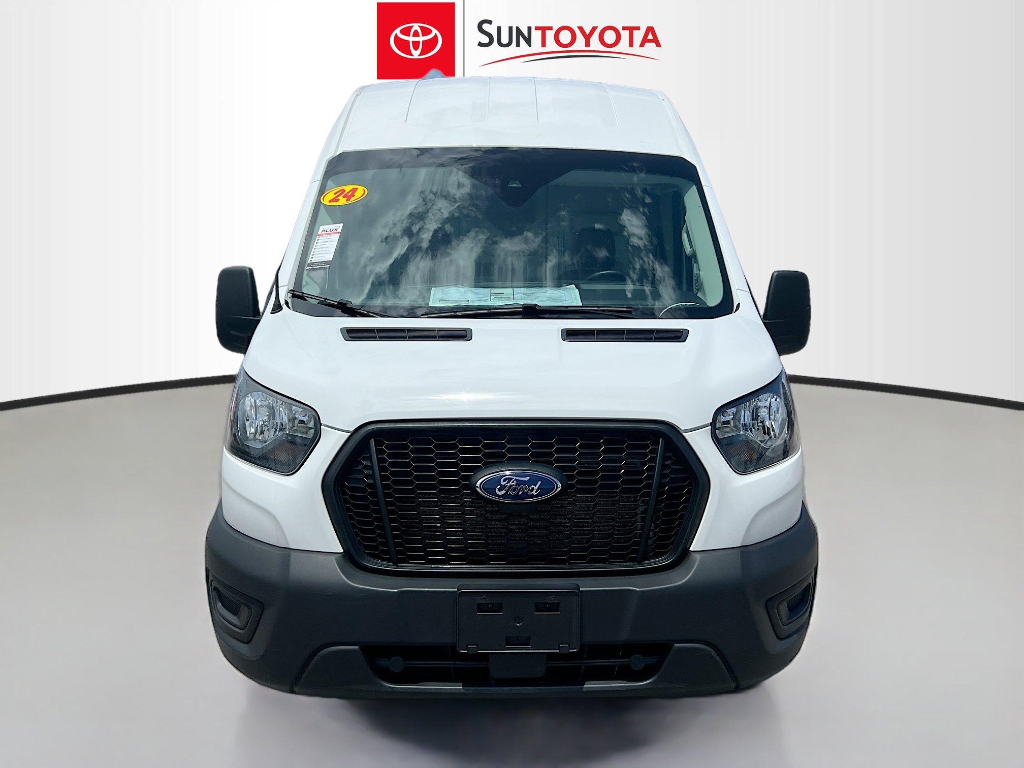 Used 2024 Ford Transit 250 148 High Roof Extended w/ Load Area Protection Package RWD image 10
