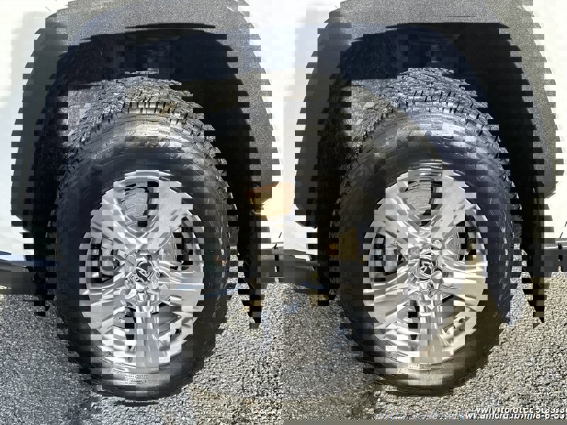 Used 2022 Toyota RAV4 LE image 9