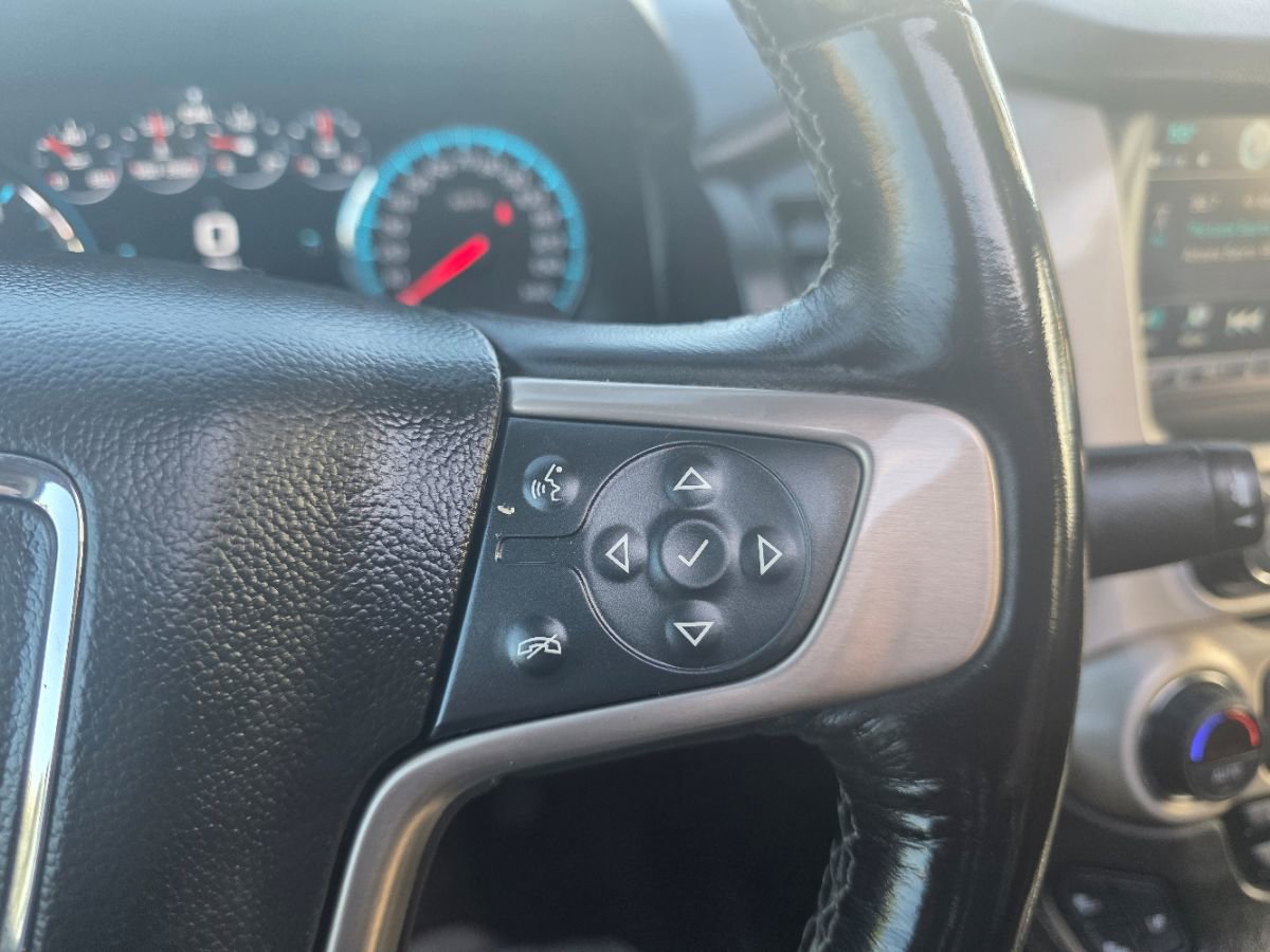 Used 2018 GMC Yukon XL Denali image 37