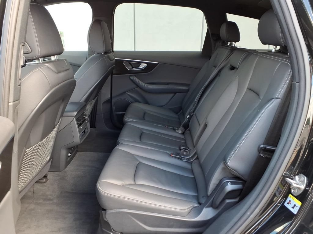 Used 2025 Audi Q7 2.0T Premium Plus AWD/4WD image 8